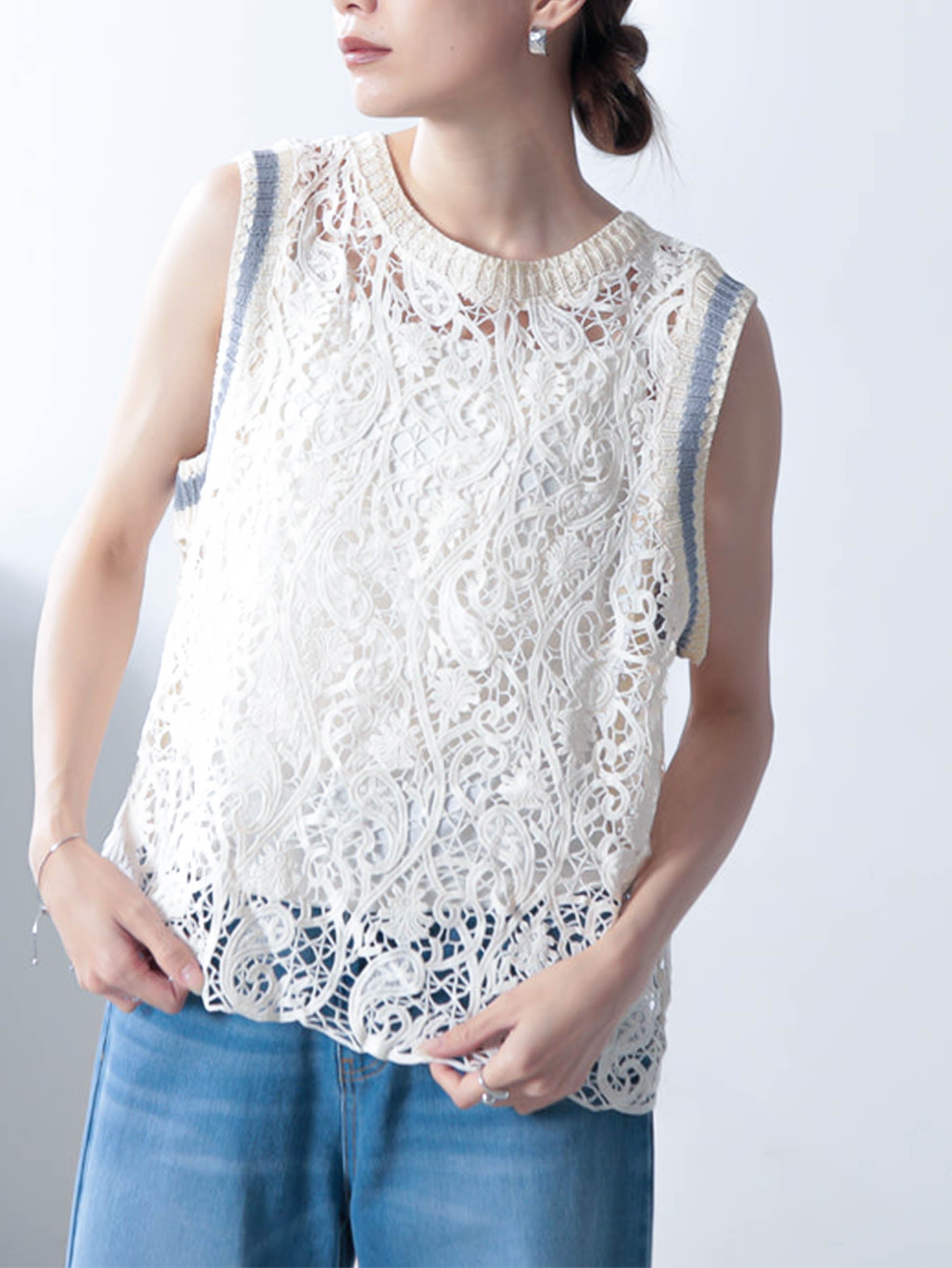 All lace gilet