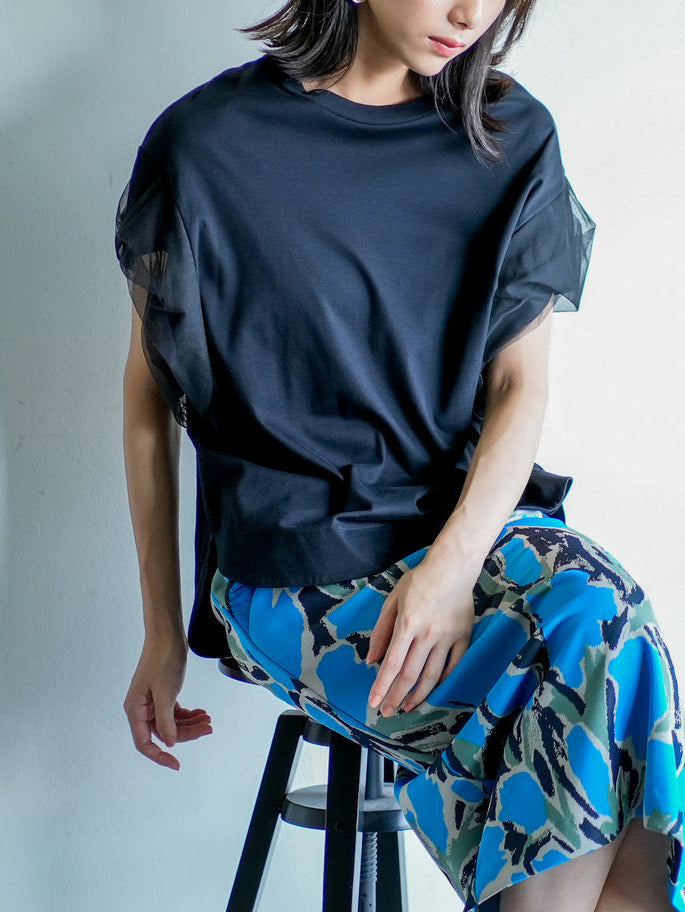Mesh twist sleeve pullover