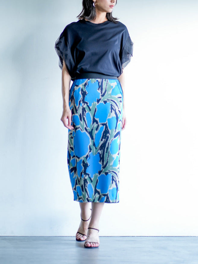Mesh twist sleeve pullover