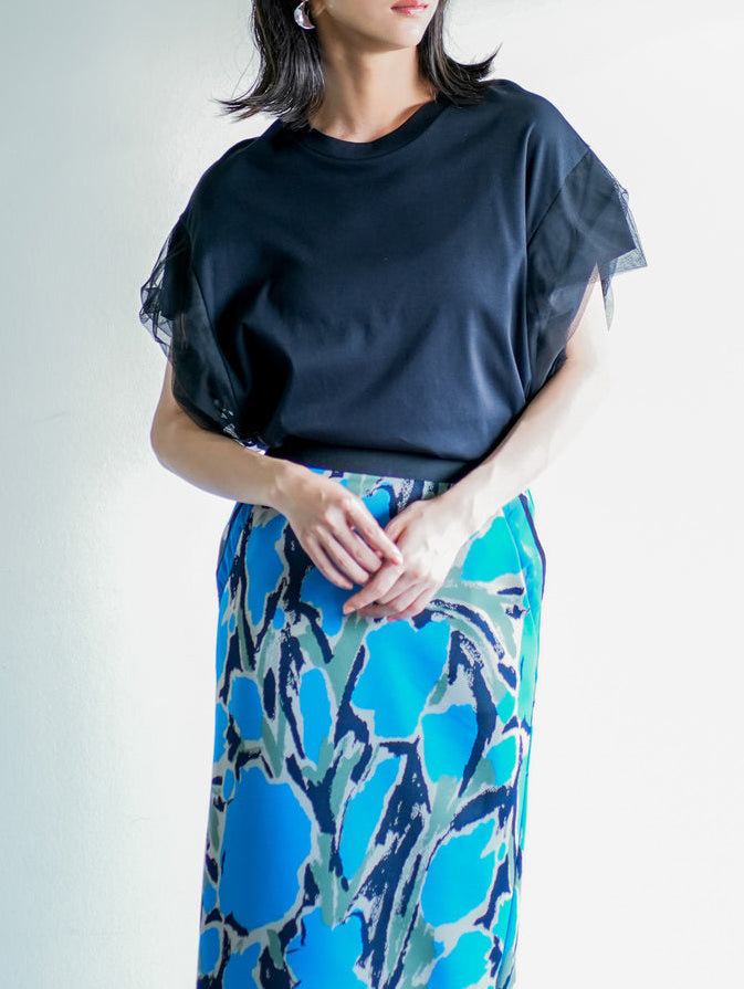 Mesh twist sleeve pullover