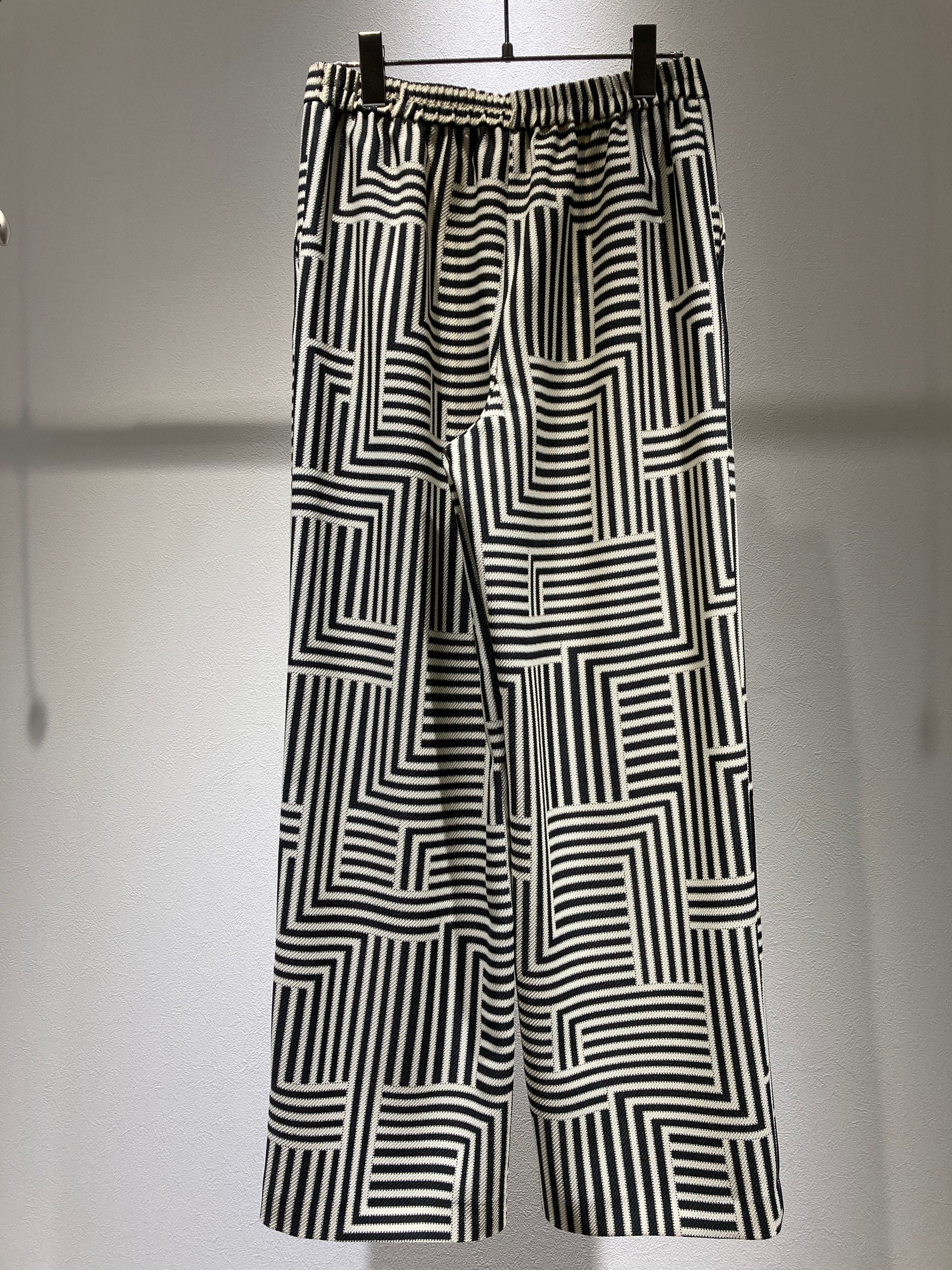 Geometric pattern semi-wide pants
