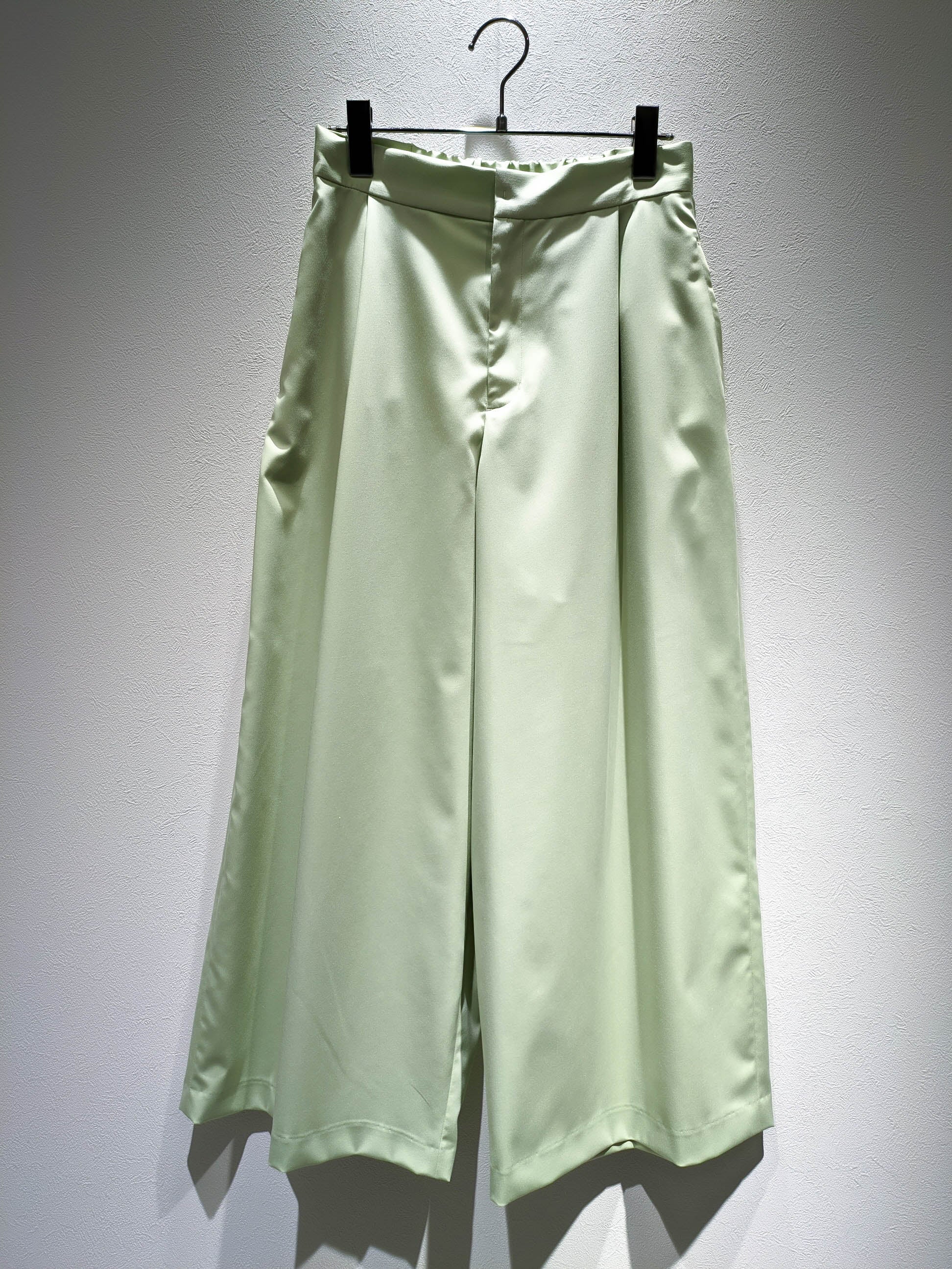 Wide cropped satin pants