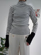 Bicolor sleeve bottle neck rib knit
