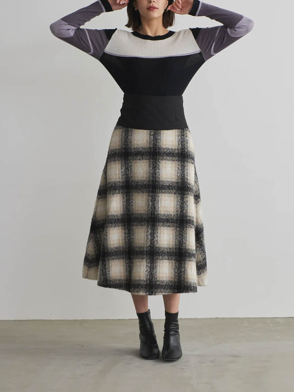 Checkered pattern skirt