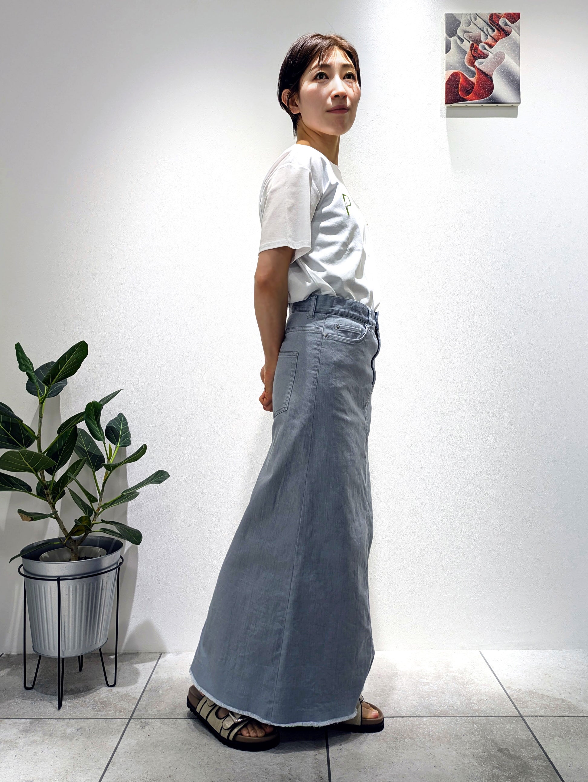 Denim maxi tight skirt