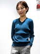 Non-tingling V neck rib knit