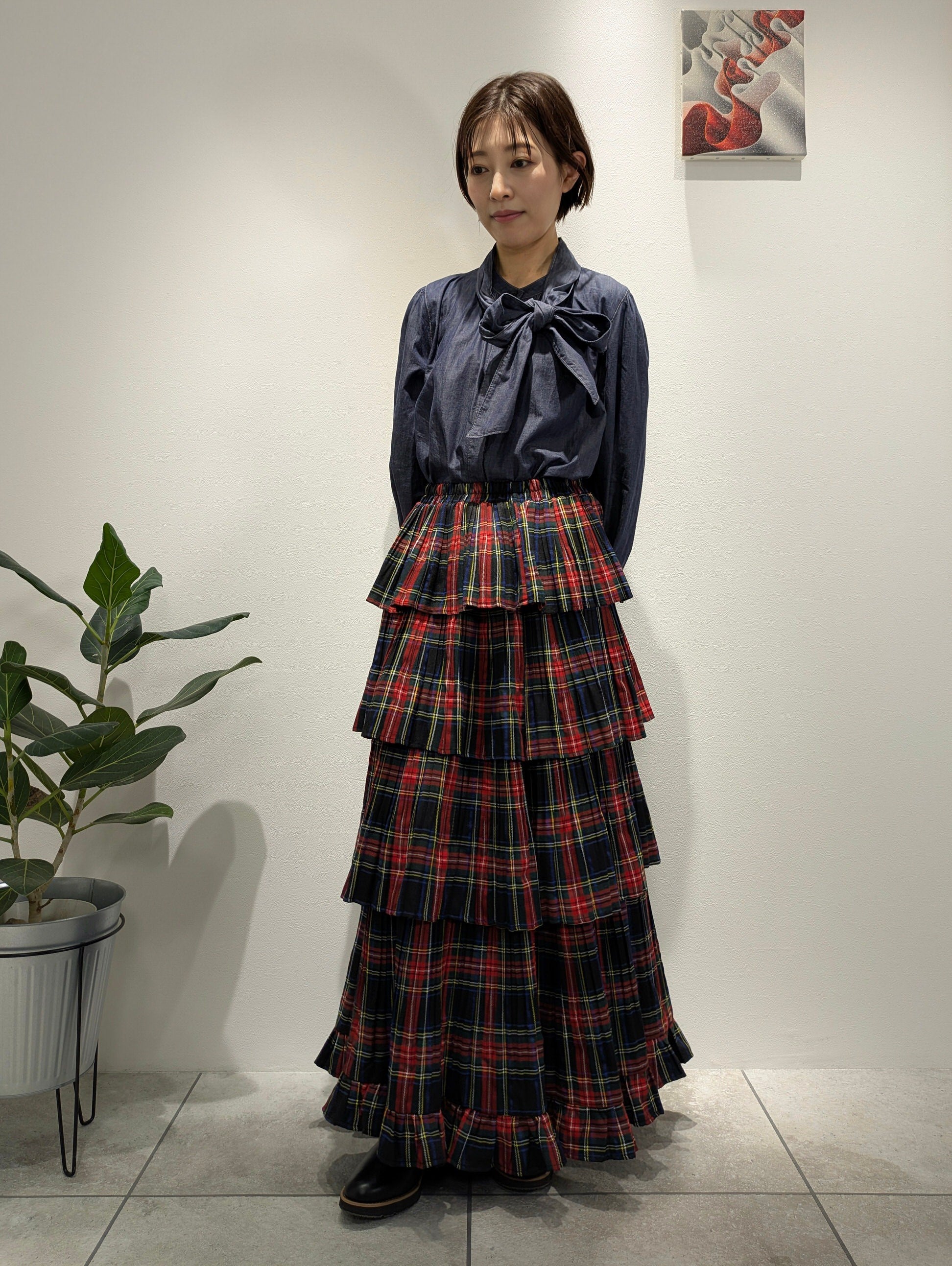 Check teared ruffle skirt