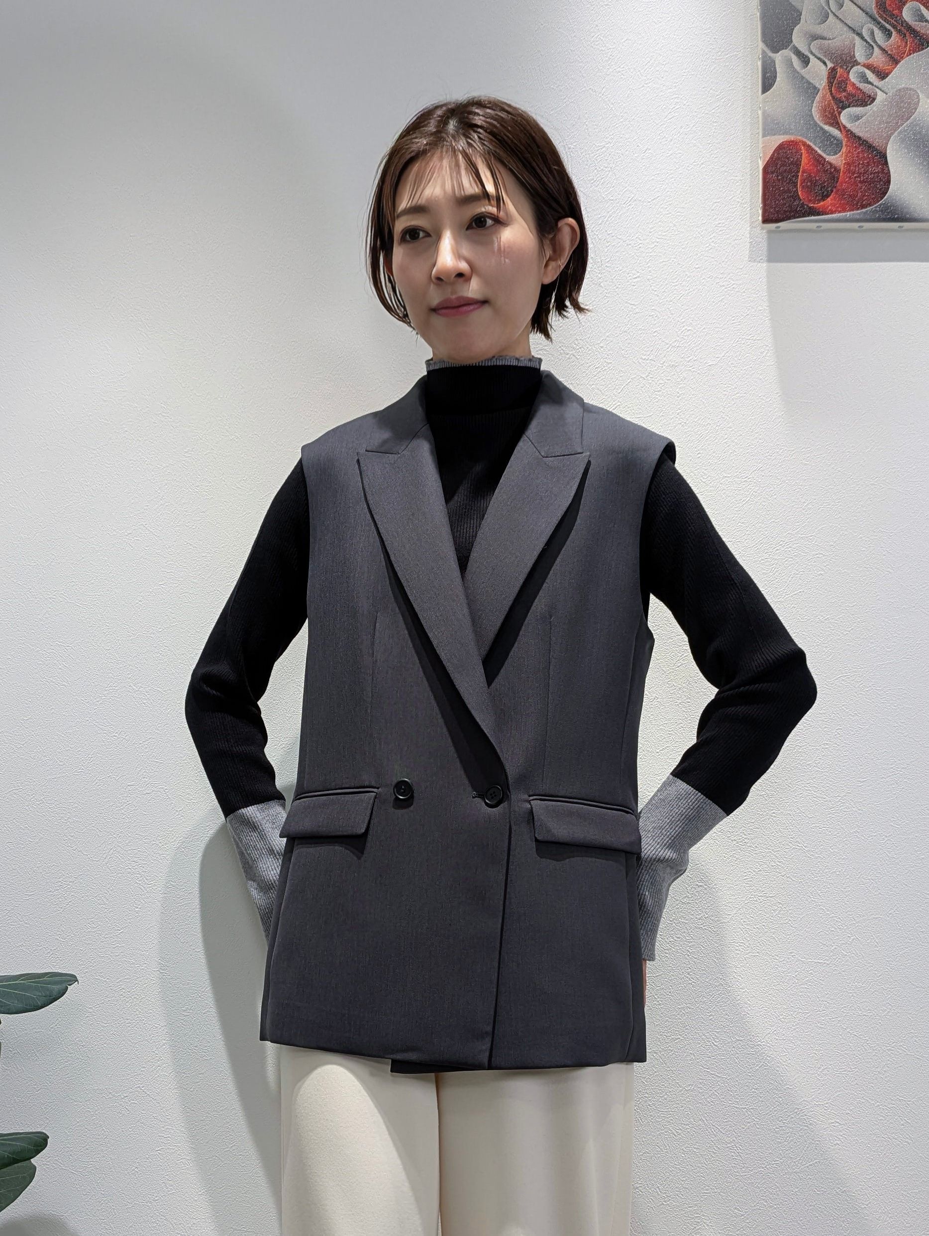 Bicolor sleeve bottle neck rib knit