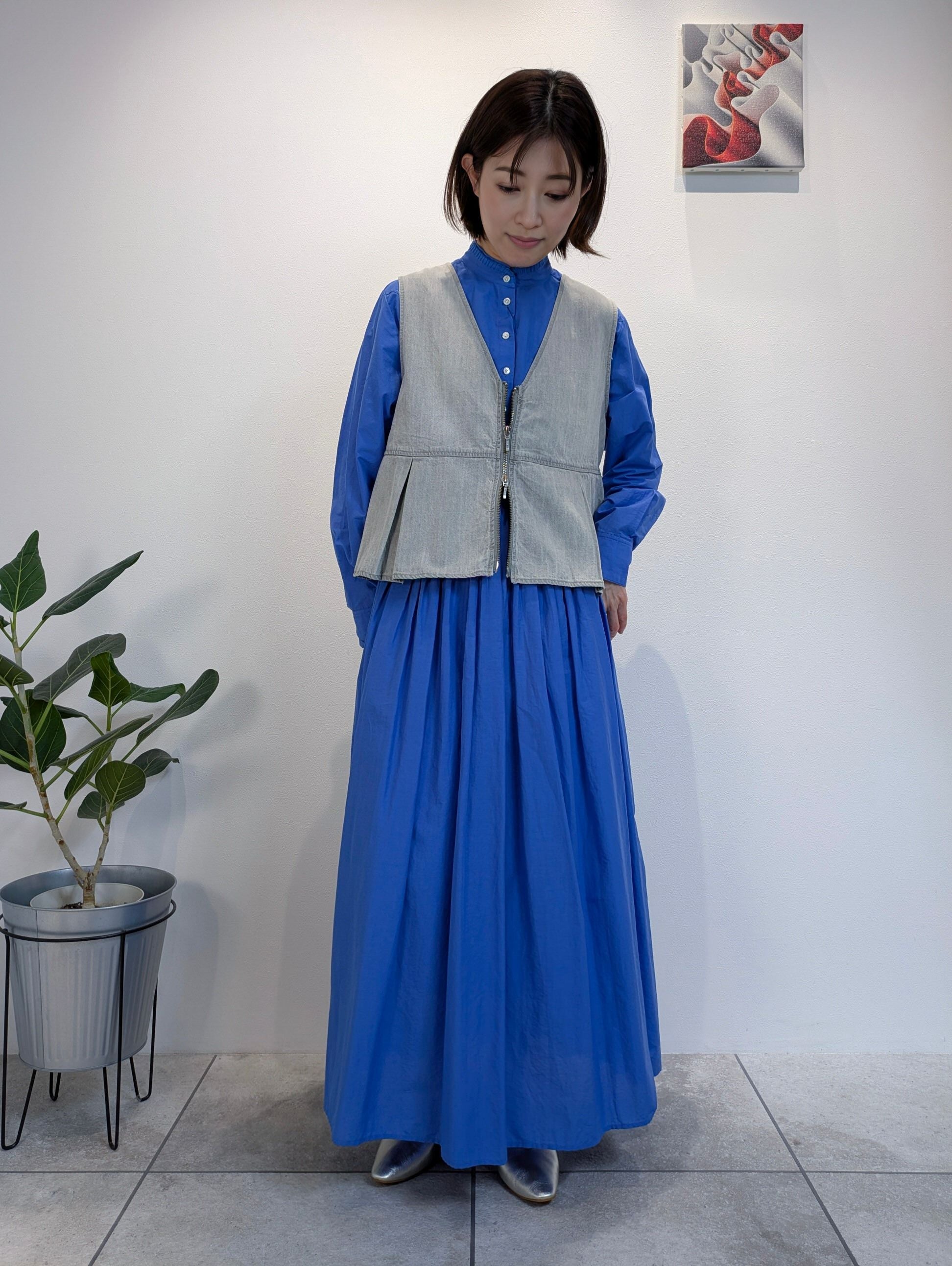 デニムペプラムジレ