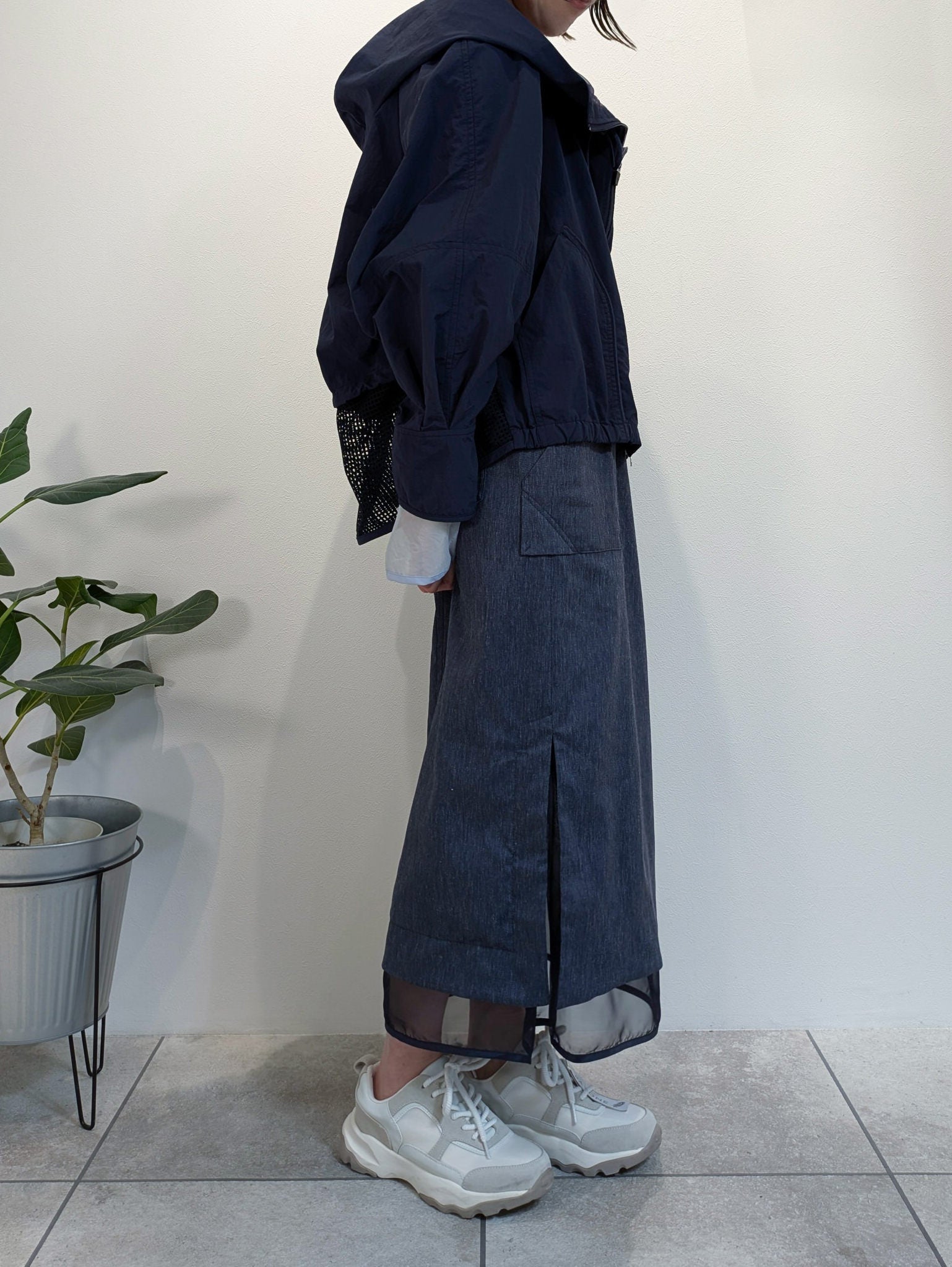 ギャザーフードナイロンブルゾン