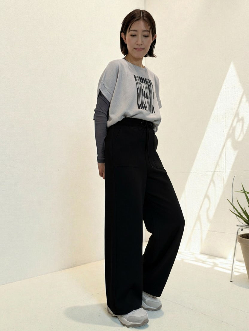 ロゴニットプルオーバー