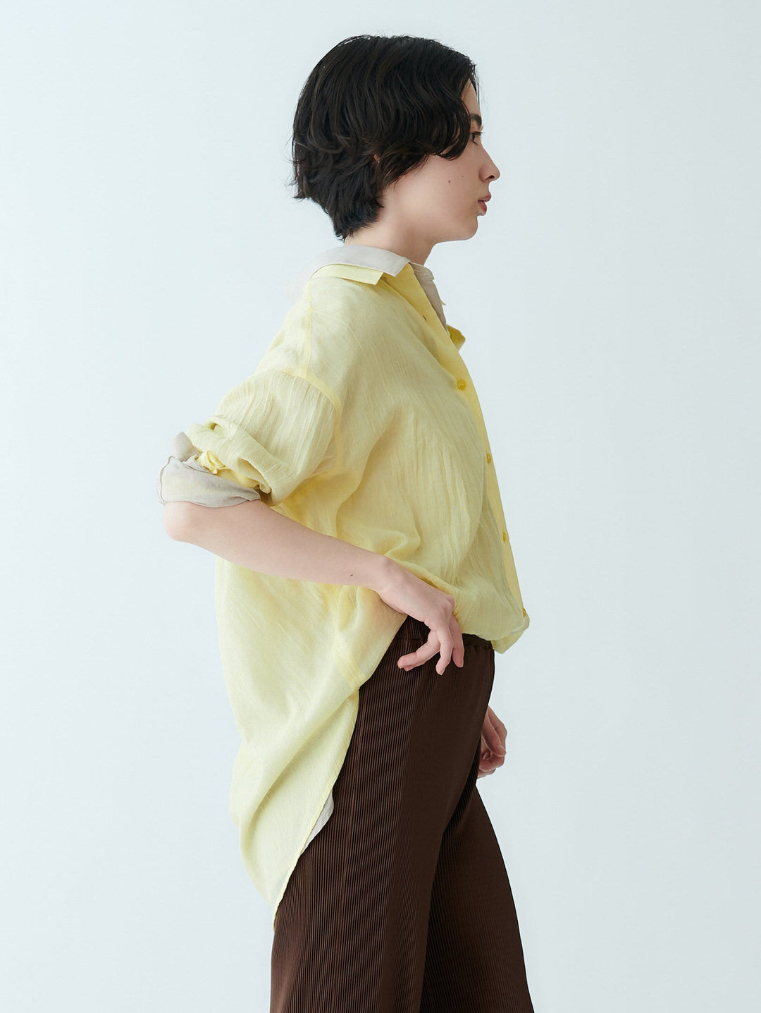 クールブラウス