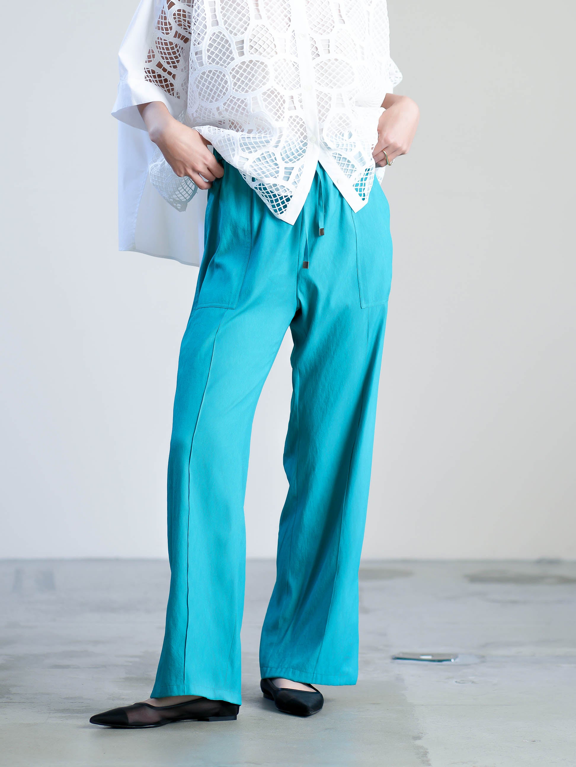 Linen-like fabric pants