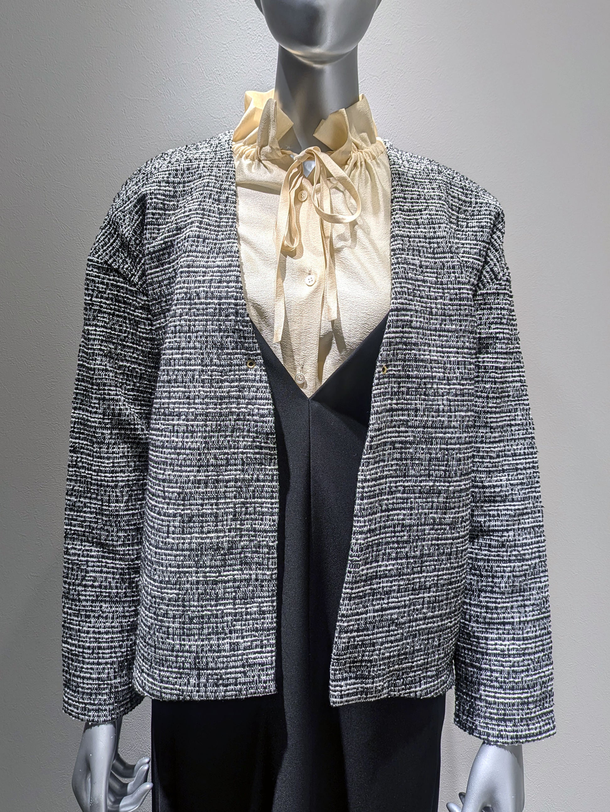 Tweed jersey collarless jacket