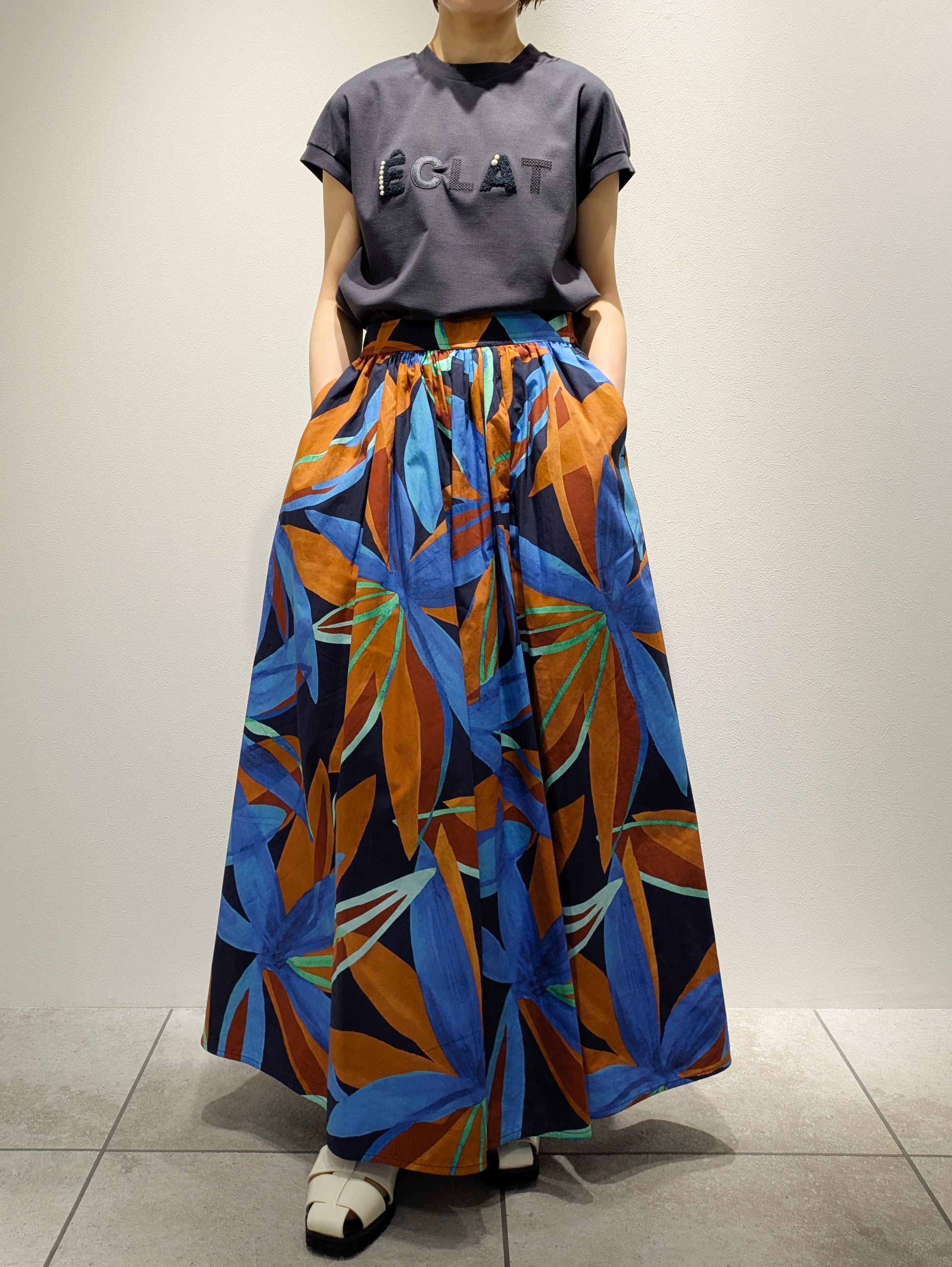 Flower print gathered skirt