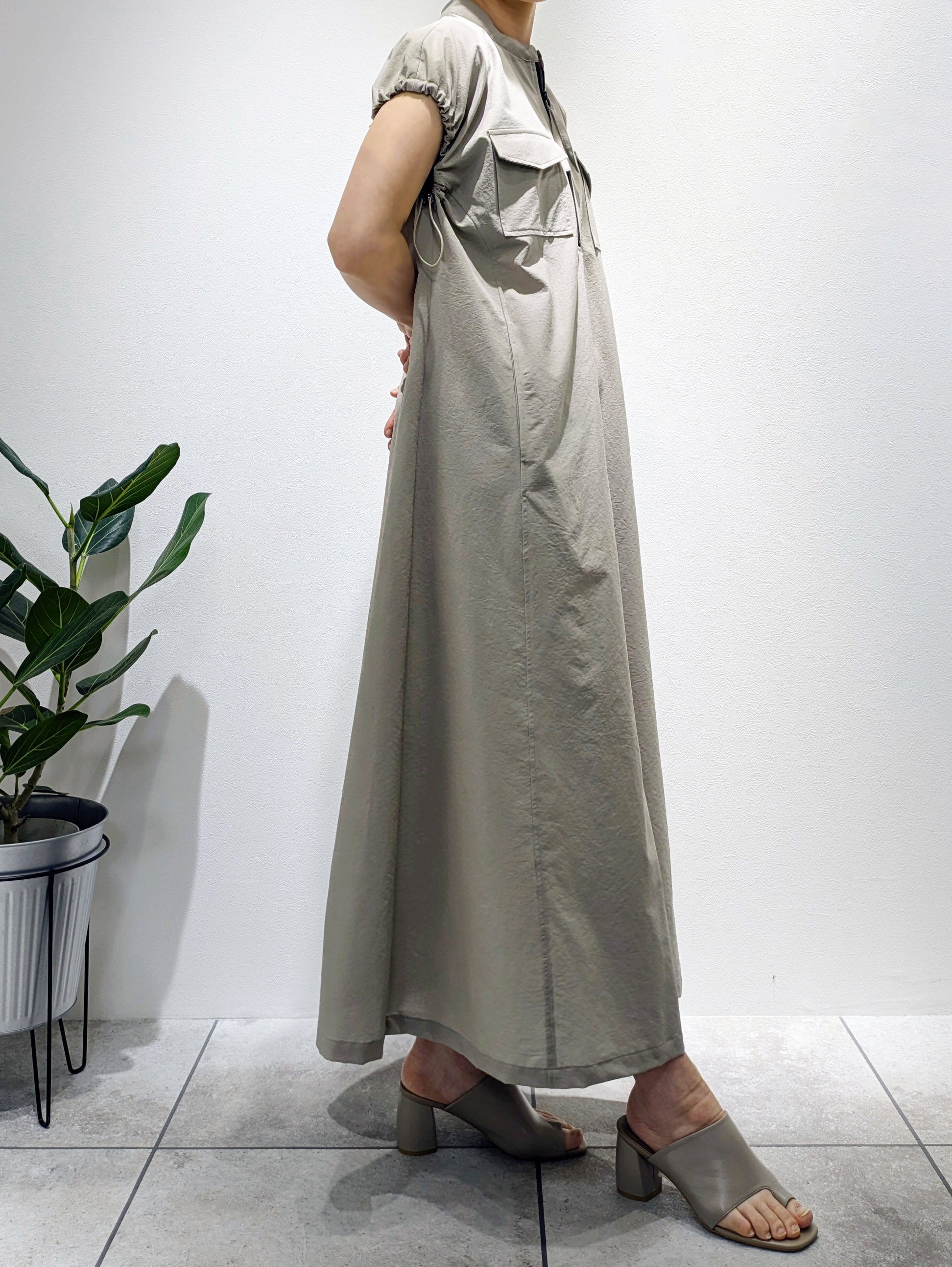 Front zip dress
