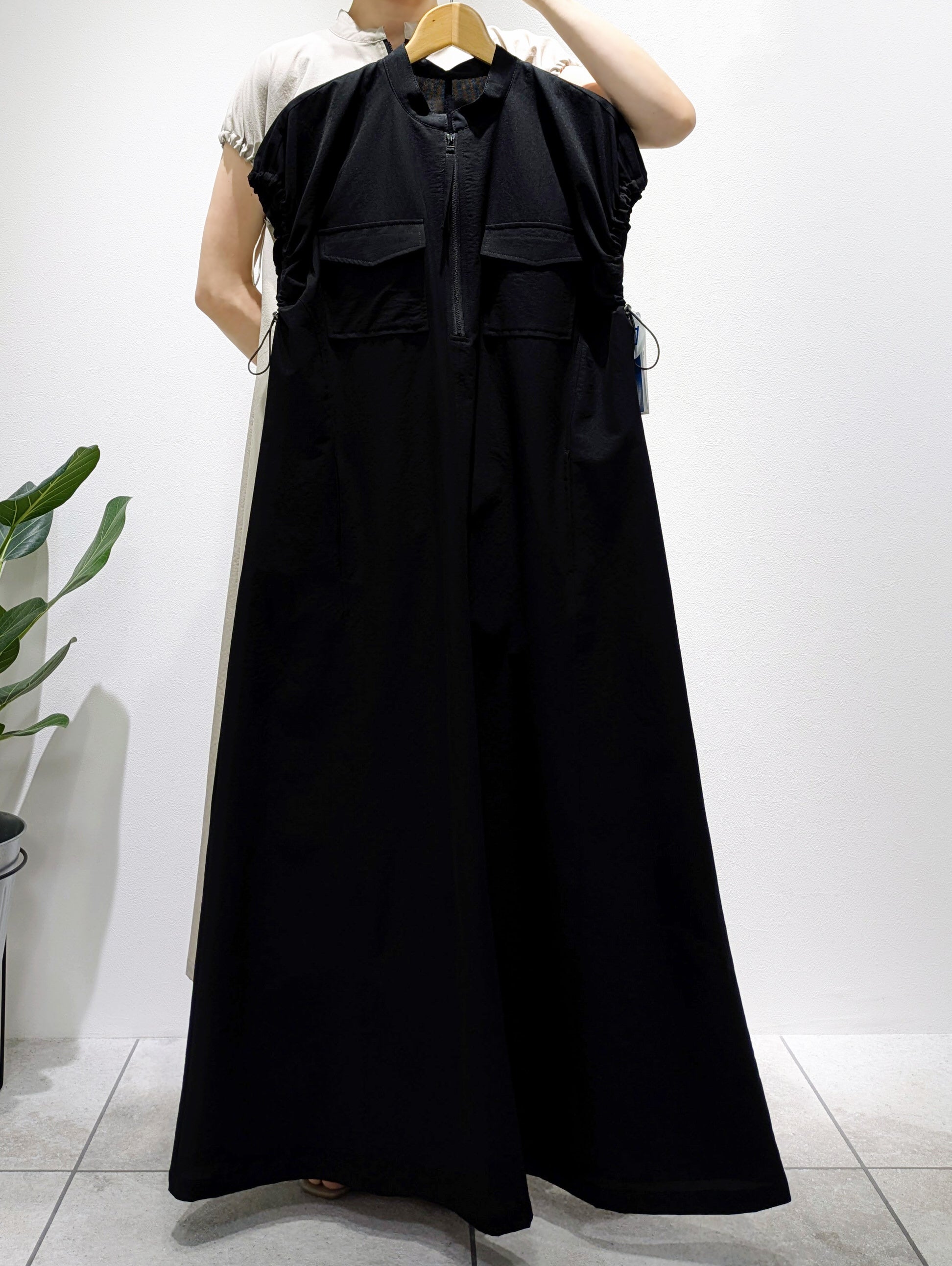 Front zip dress