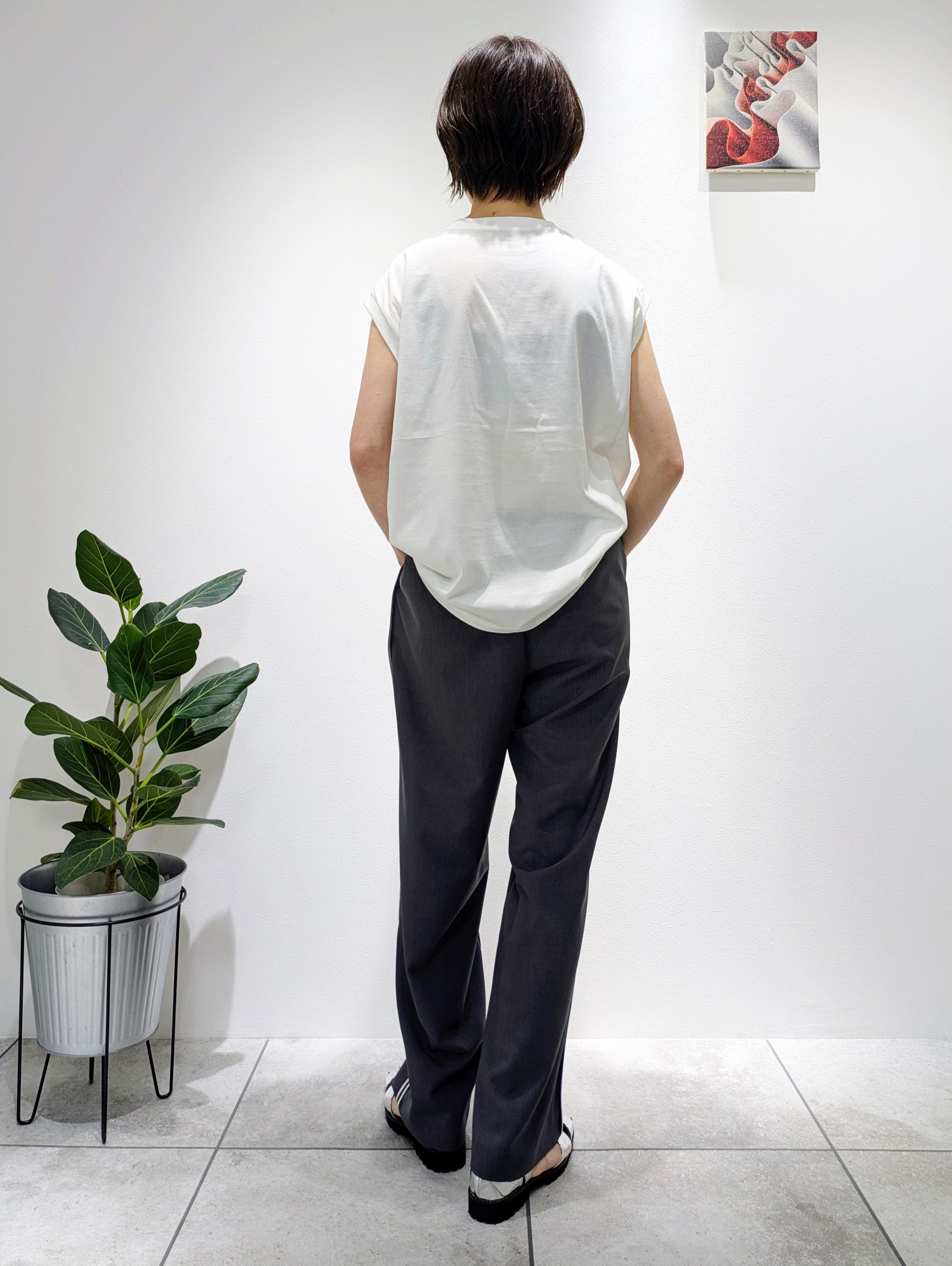 Color-blocked piping pants