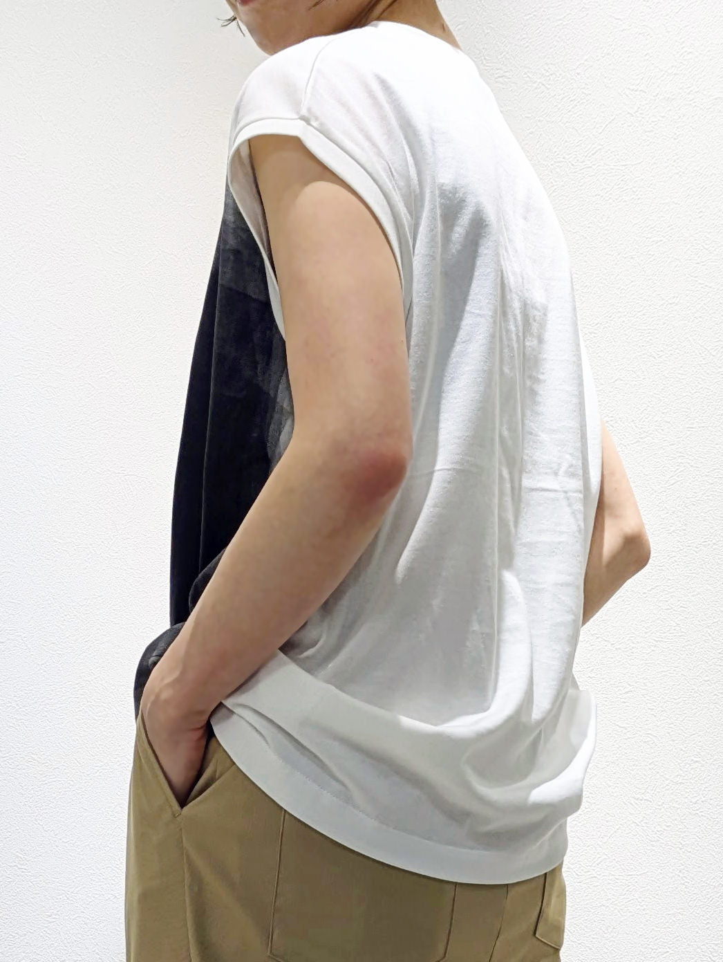 Mesh print T-shirt