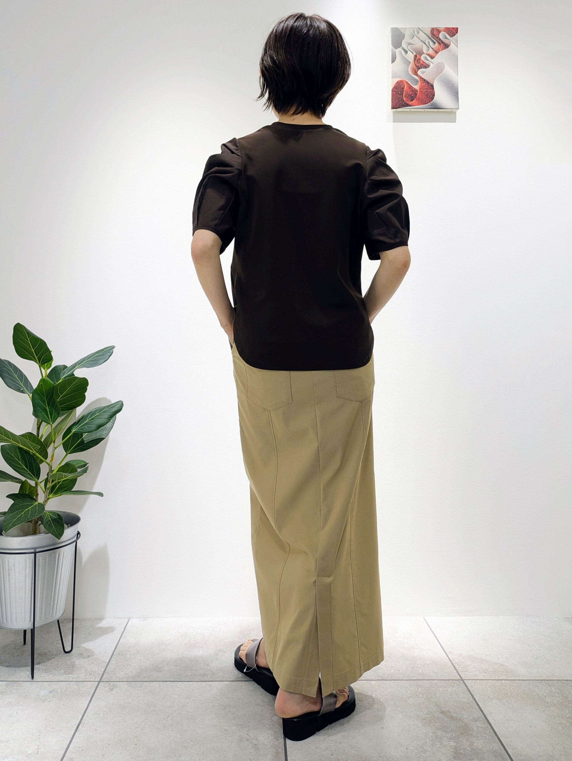 Stretch twill pencil skirt