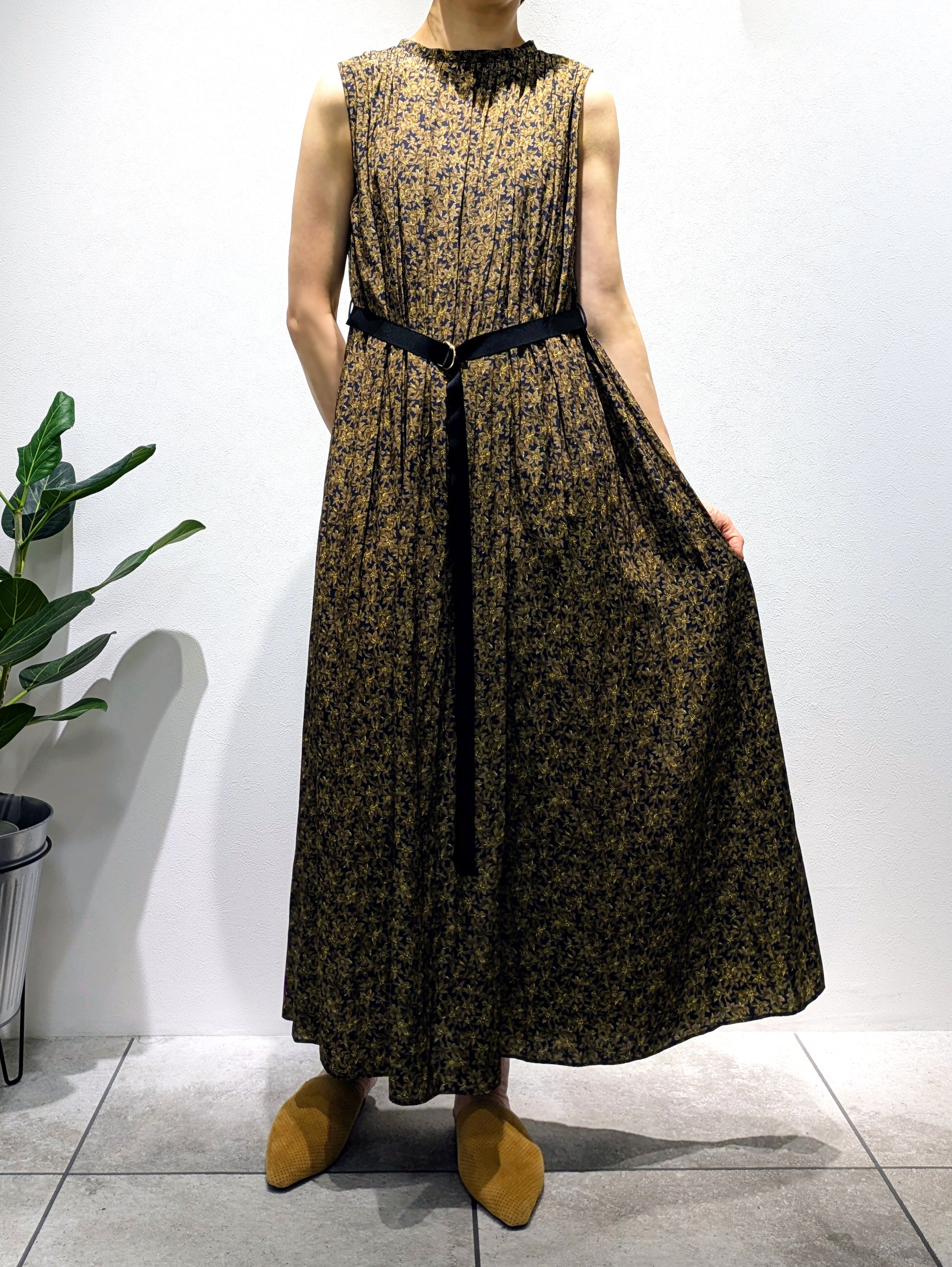 Flower Print Micro Dechin Gathered Dress