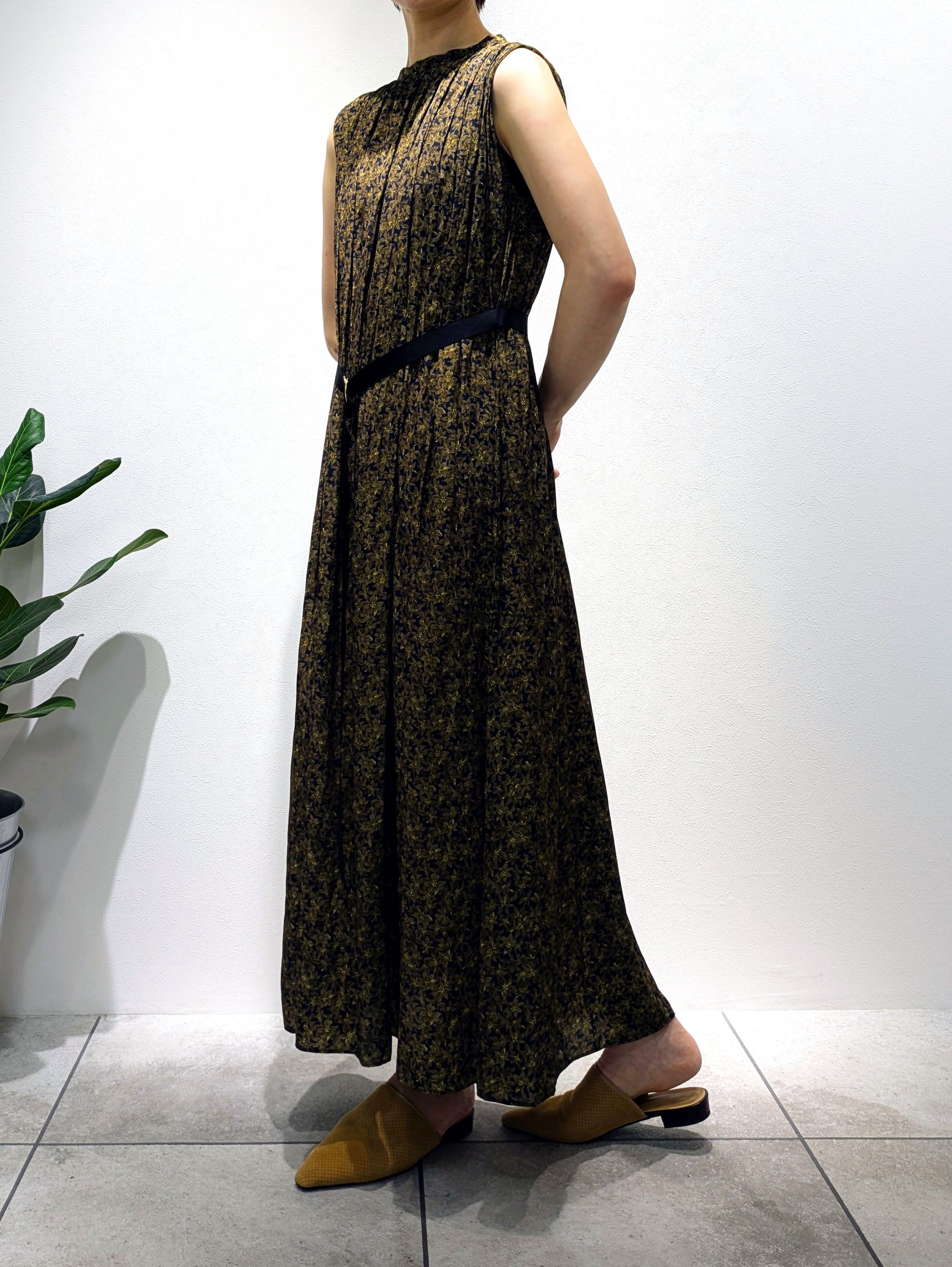 Flower Print Micro Dechin Gathered Dress