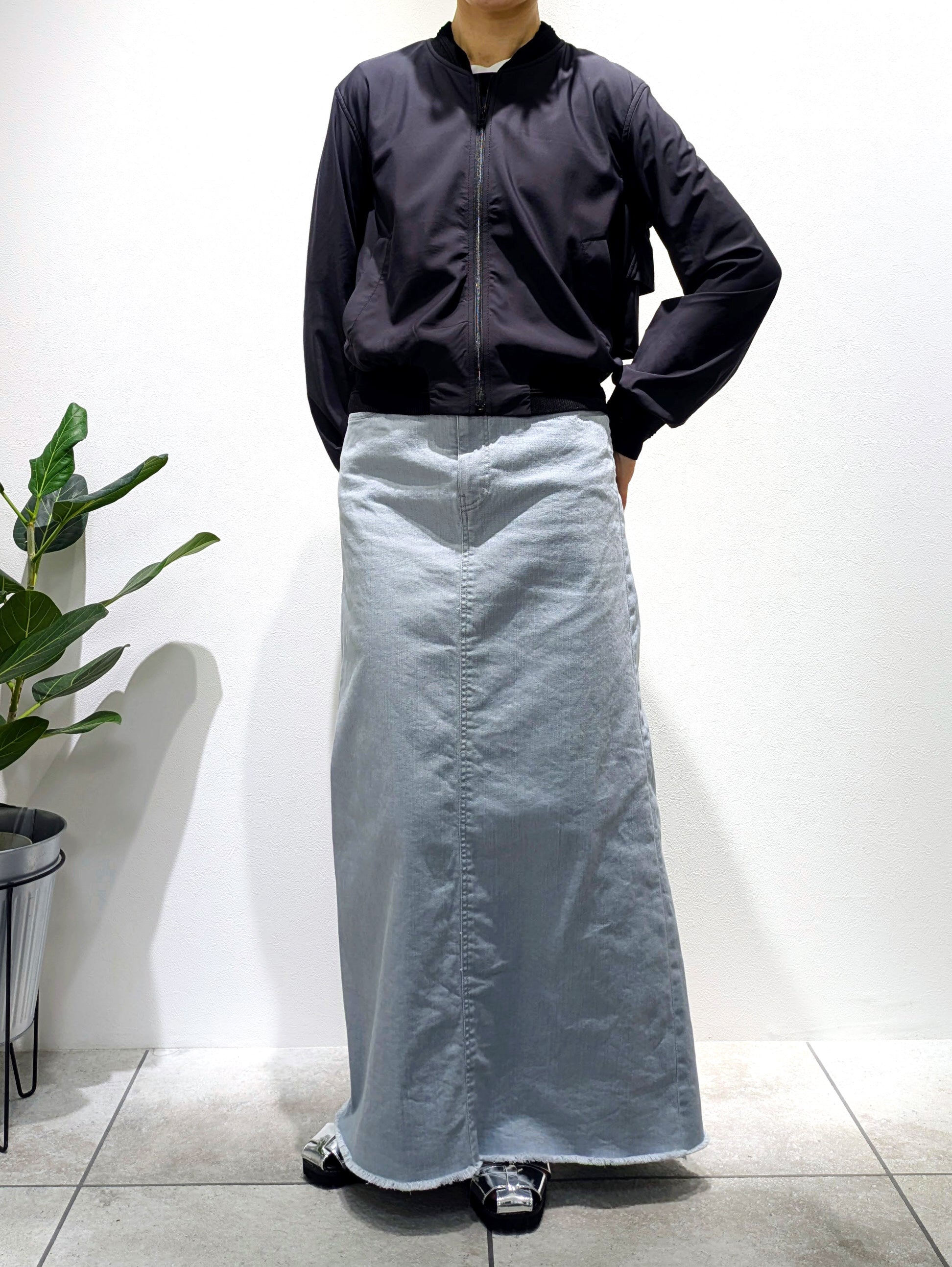 Back Frill Short Blouson
