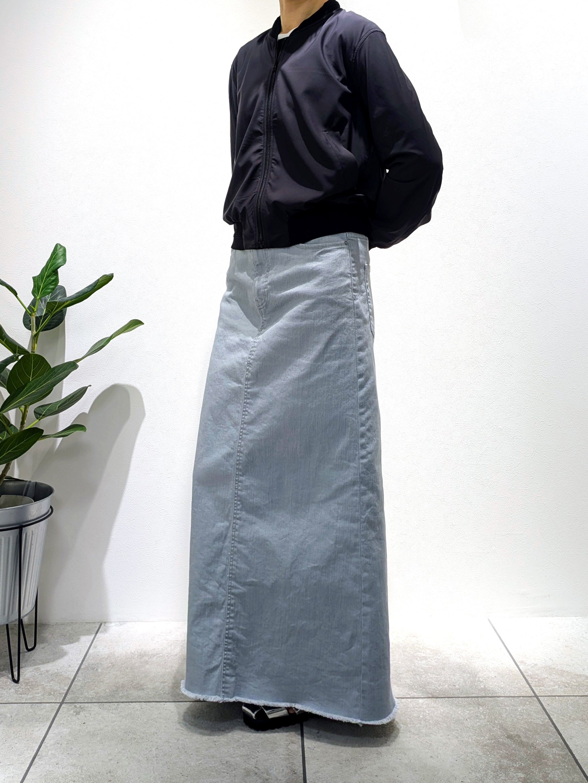 Back Frill Short Blouson