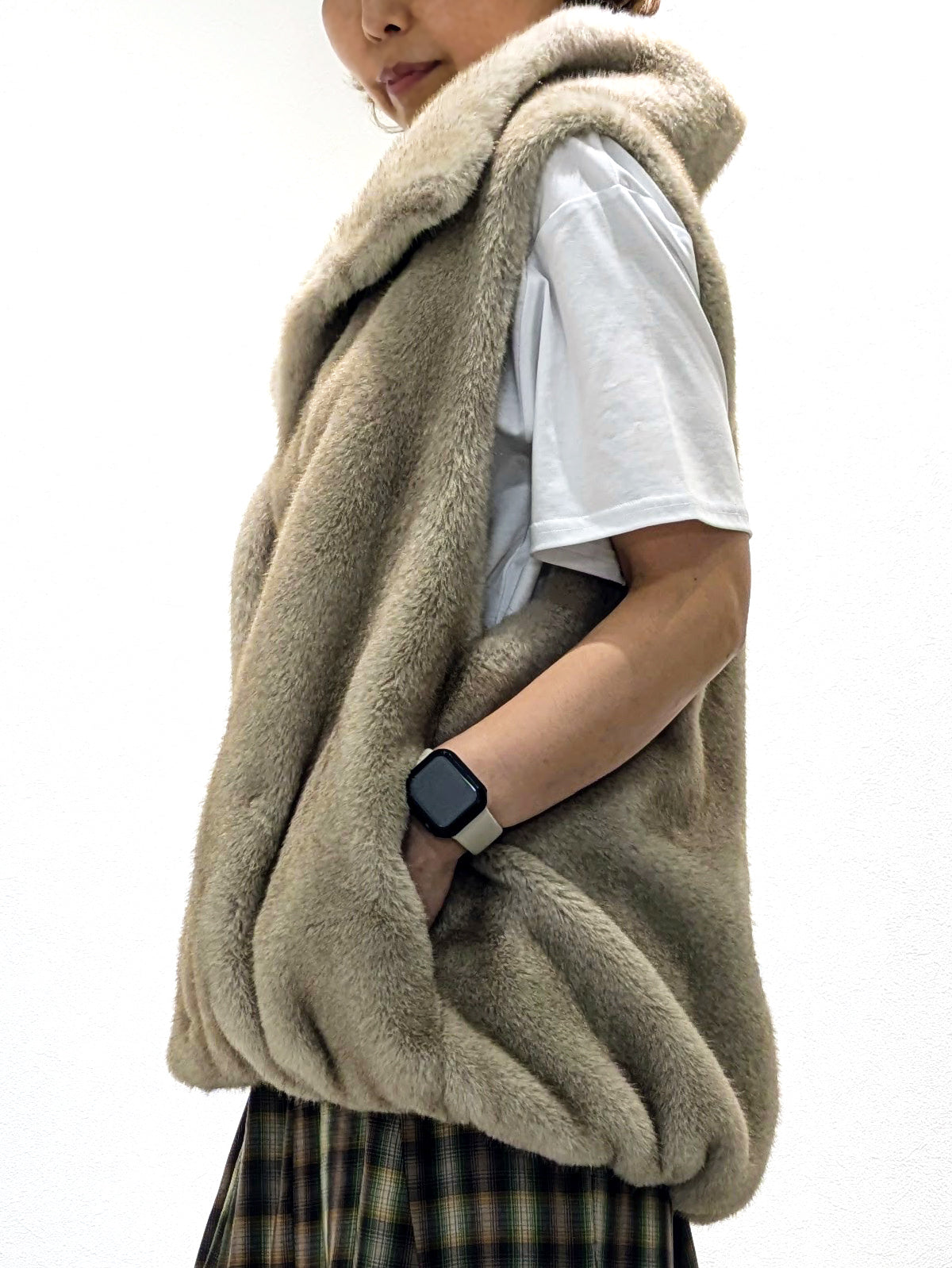 Stand Collar Eco Fur Gilet
