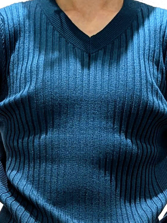 Non-tingling V neck rib knit