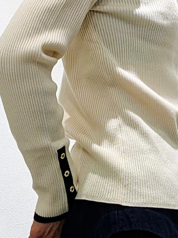 Non-tingling crew neck rib knit