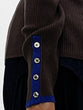 Non-tingling crew neck rib knit