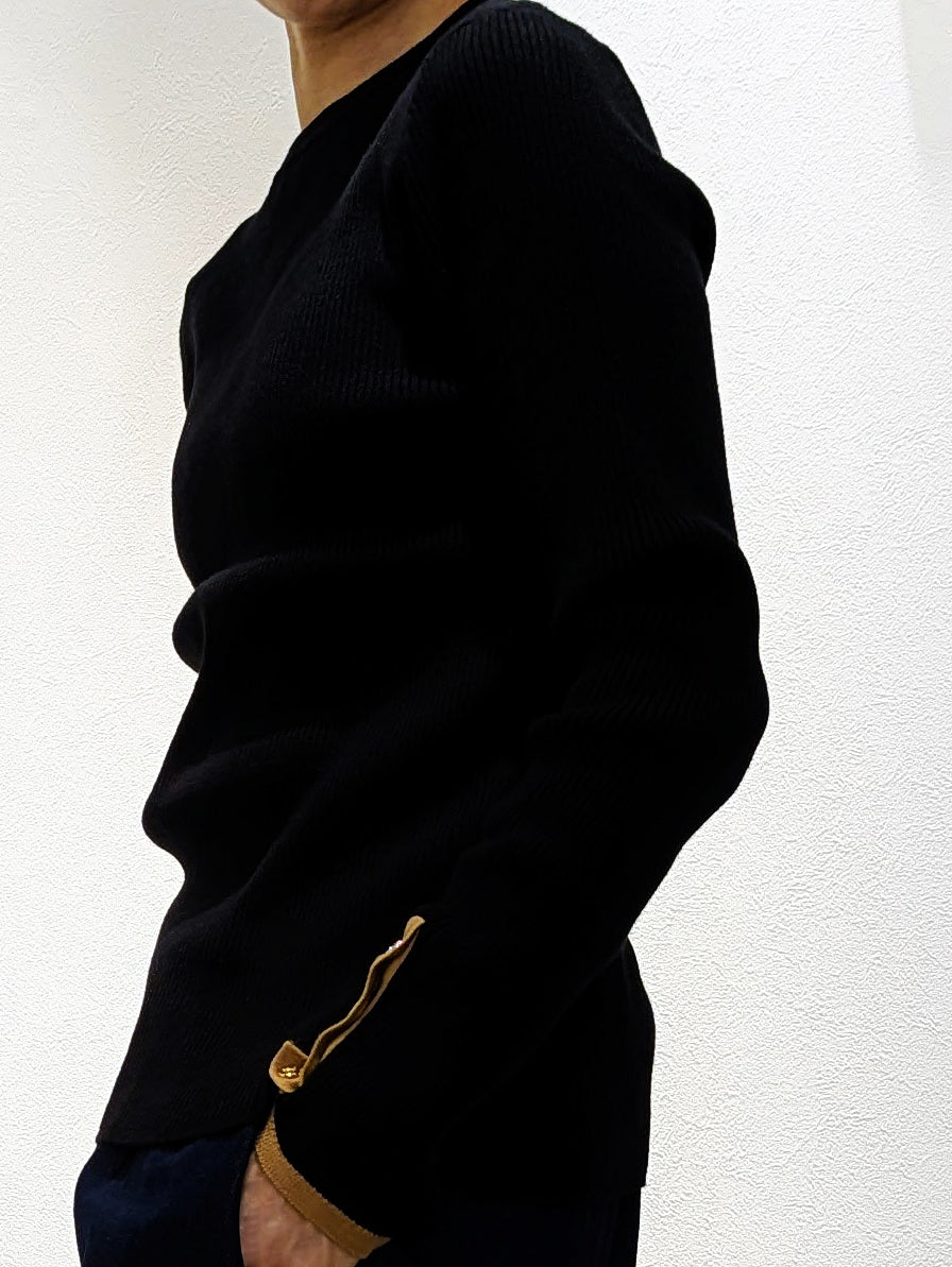 Non-tingling crew neck rib knit
