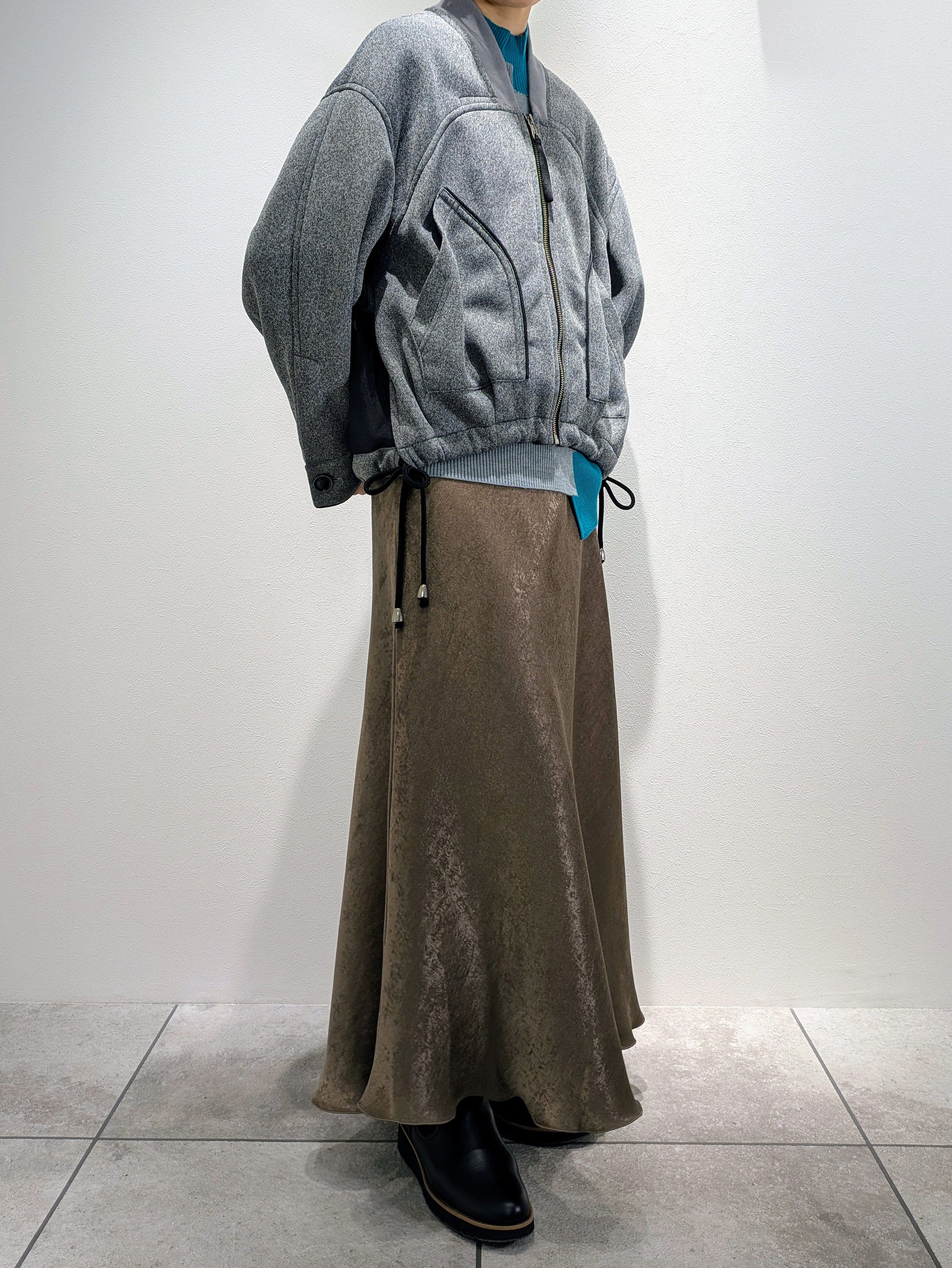 Sheer knit cardboard blouson
