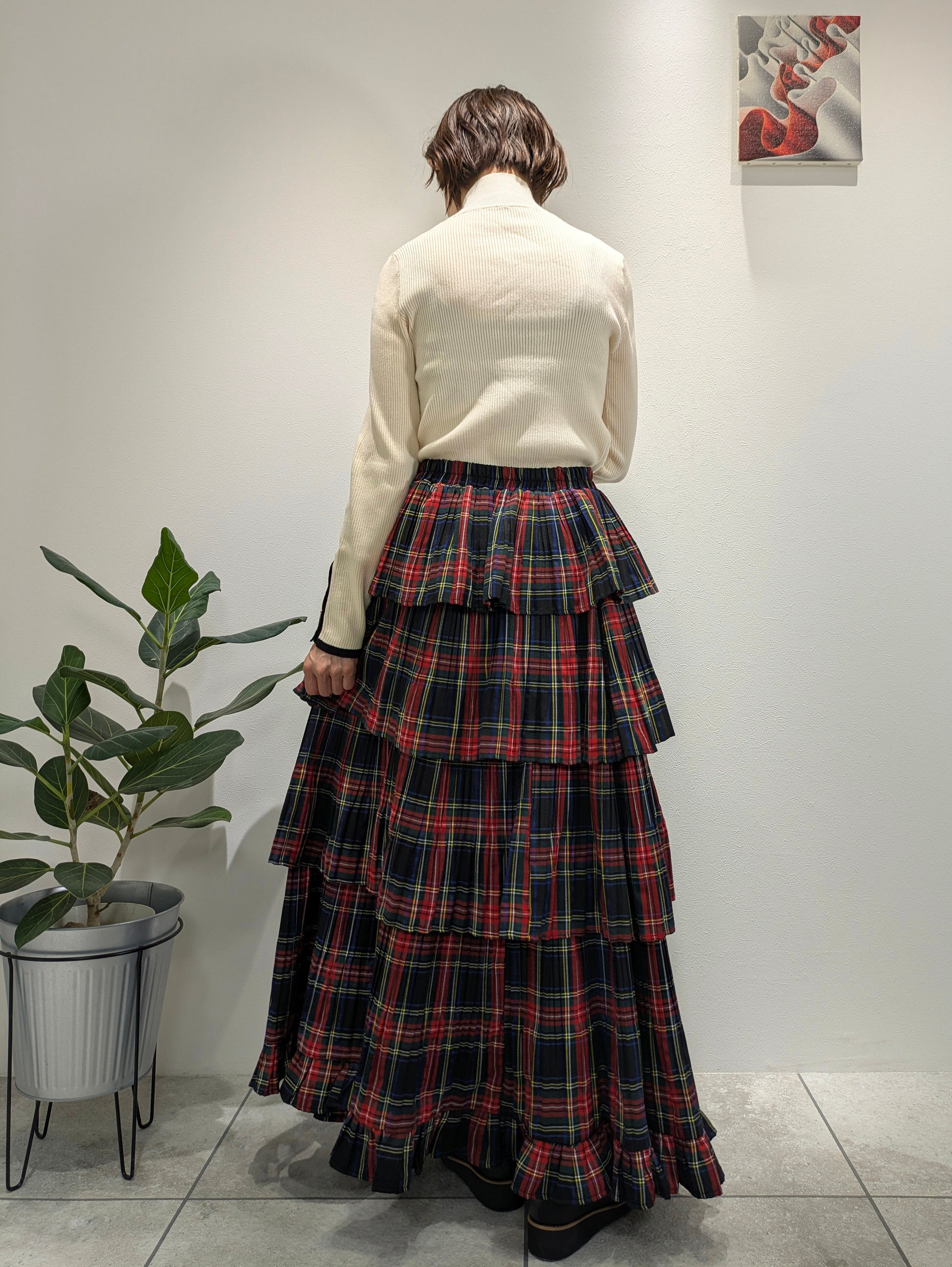 Check teared ruffle skirt