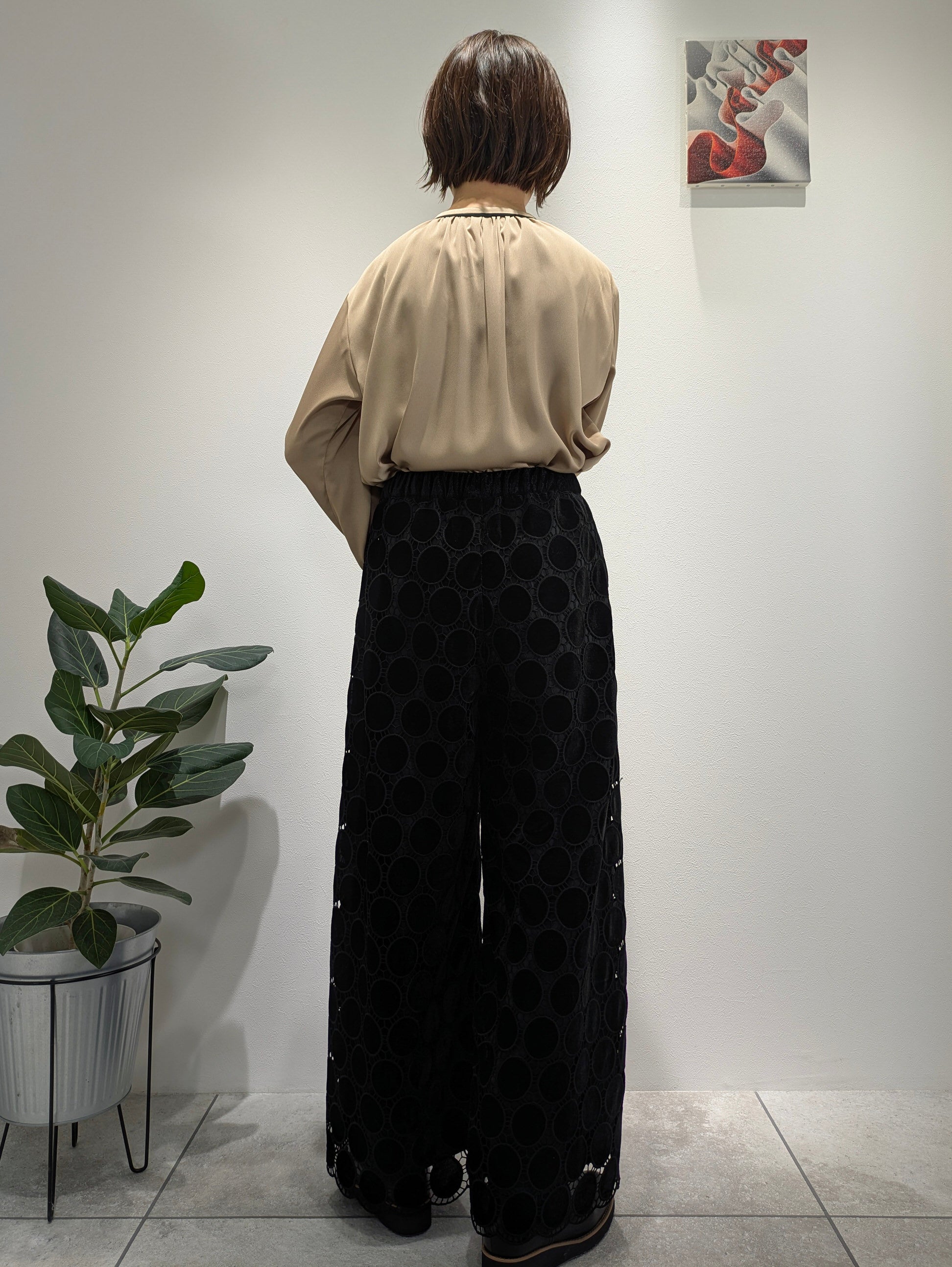 Velvet dot lace wide pants