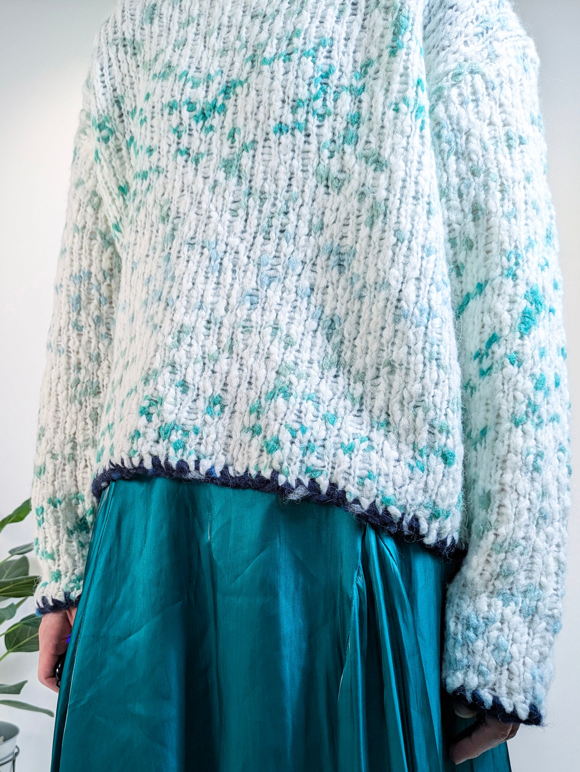 Big Slub Nep Hand-Knitted Sweater