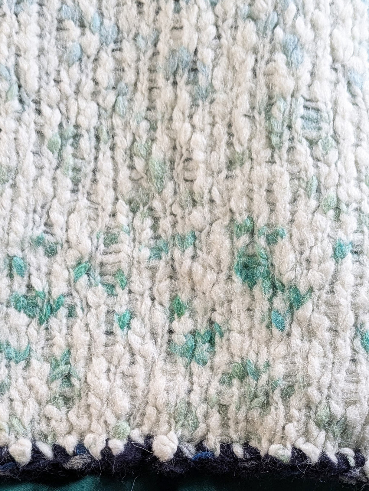 Big Slub Nep Hand-Knitted Sweater