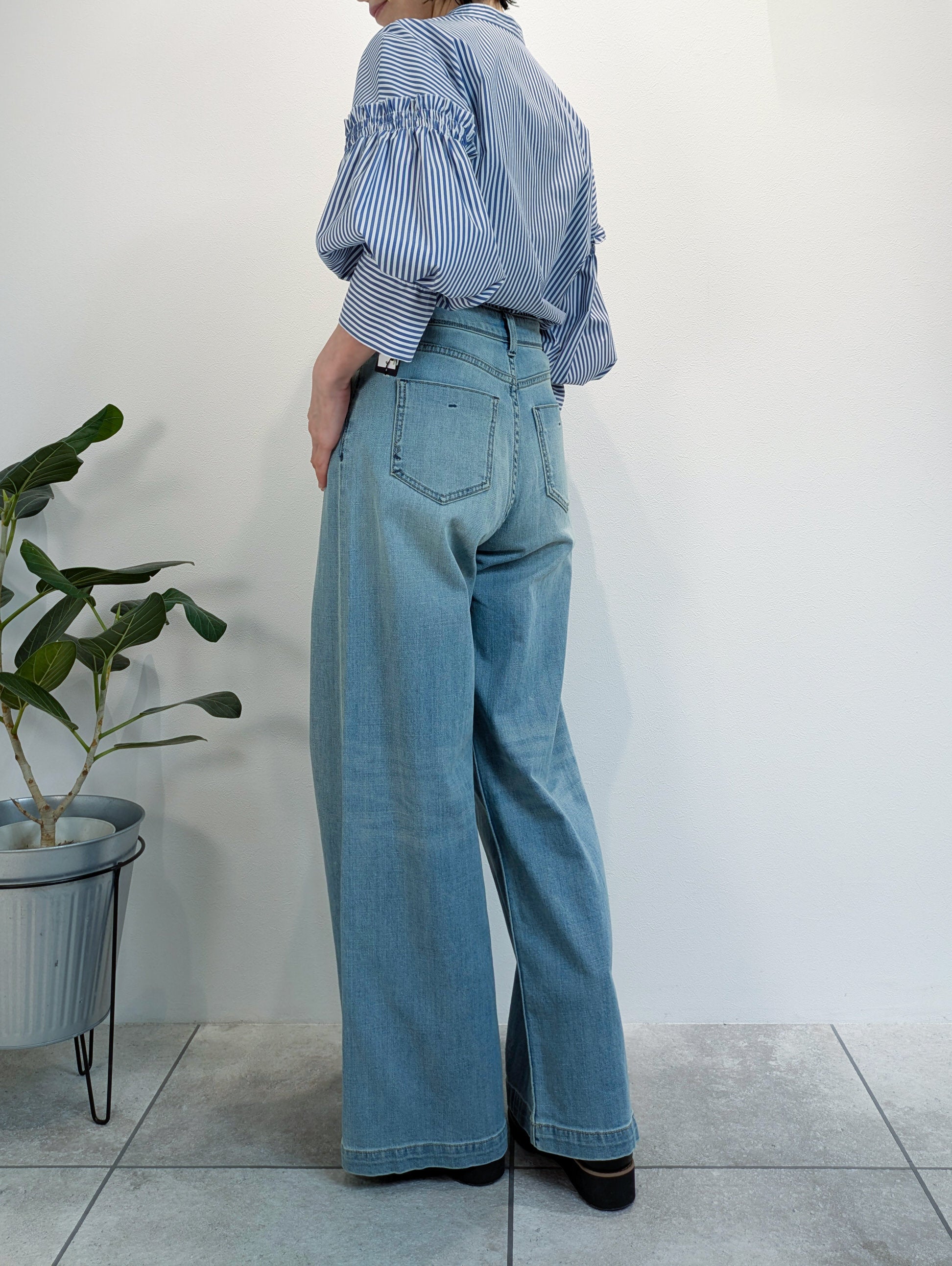 ボリュームスリーブシャツ