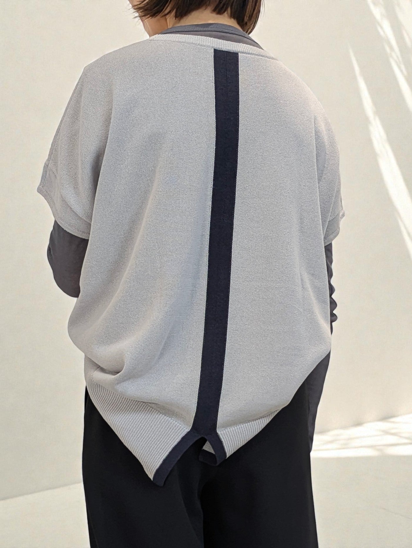 ロゴニットプルオーバー