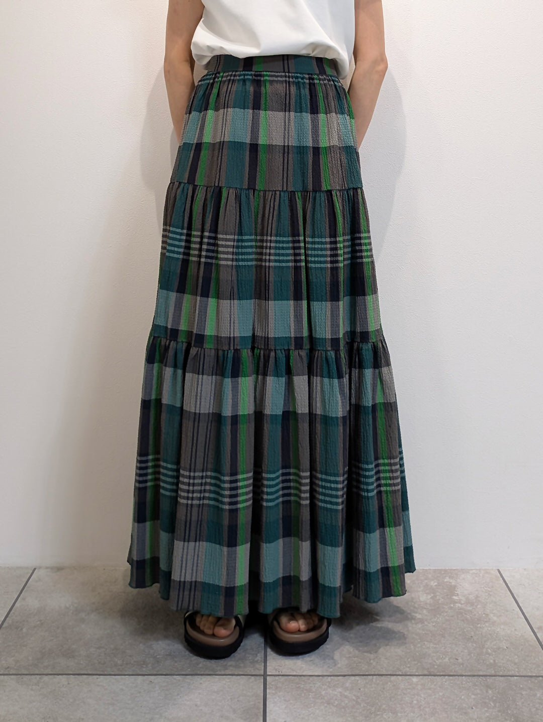 Checked tiered skirt