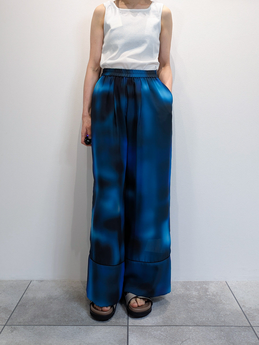 gradient print pants