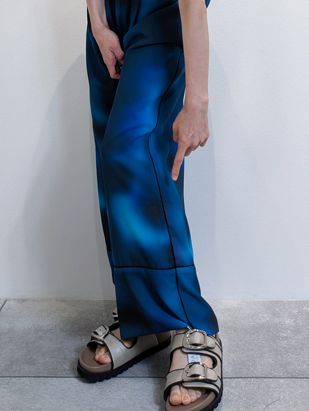 gradient print pants