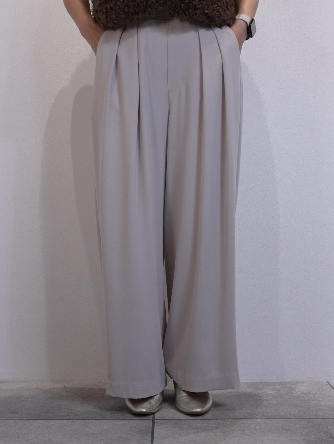 ハイウエストストレートパンツ