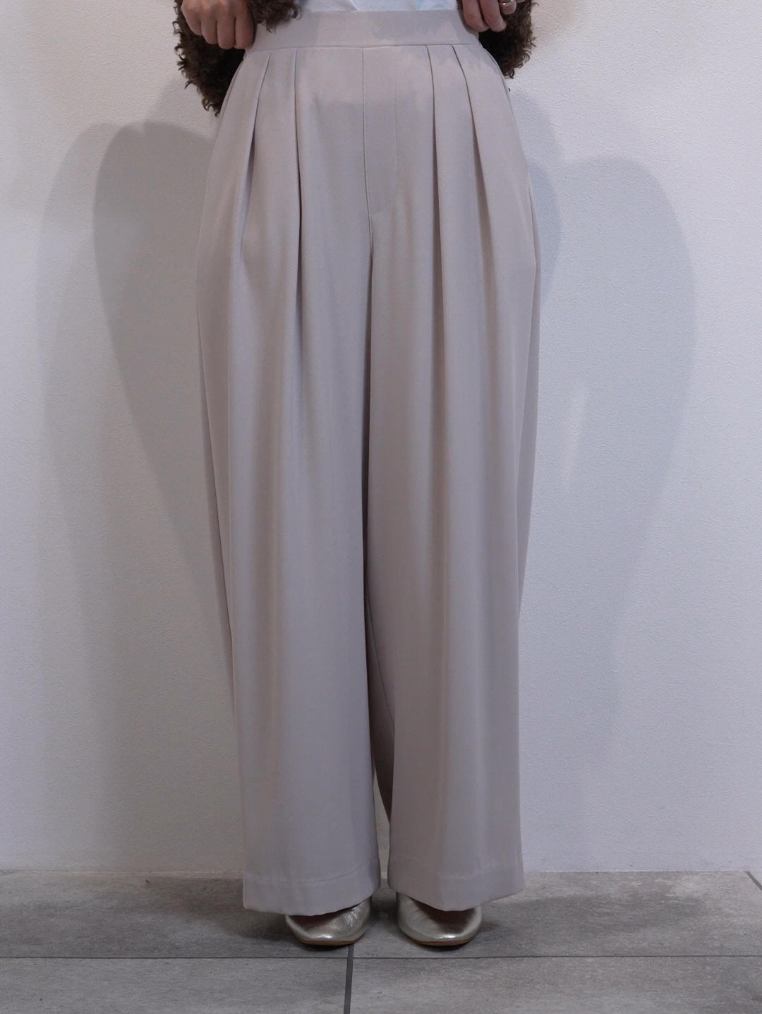 ハイウエストストレートパンツ