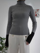 Bicolor sleeve bottle neck rib knit